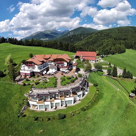 Hotel Amaten Brunico Kültér fotó