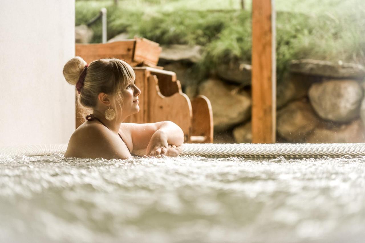 Hotel Amaten Brunico Kültér fotó