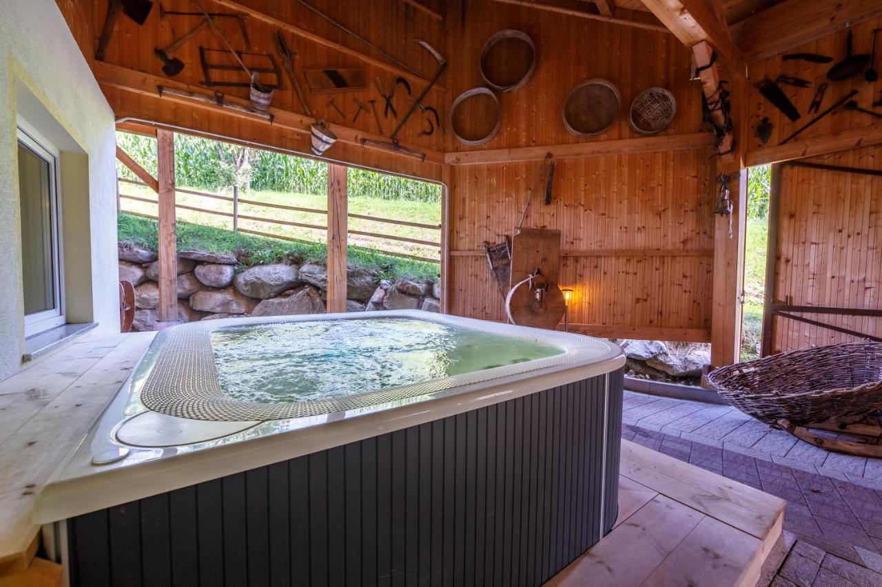 Hotel Amaten Brunico Kültér fotó