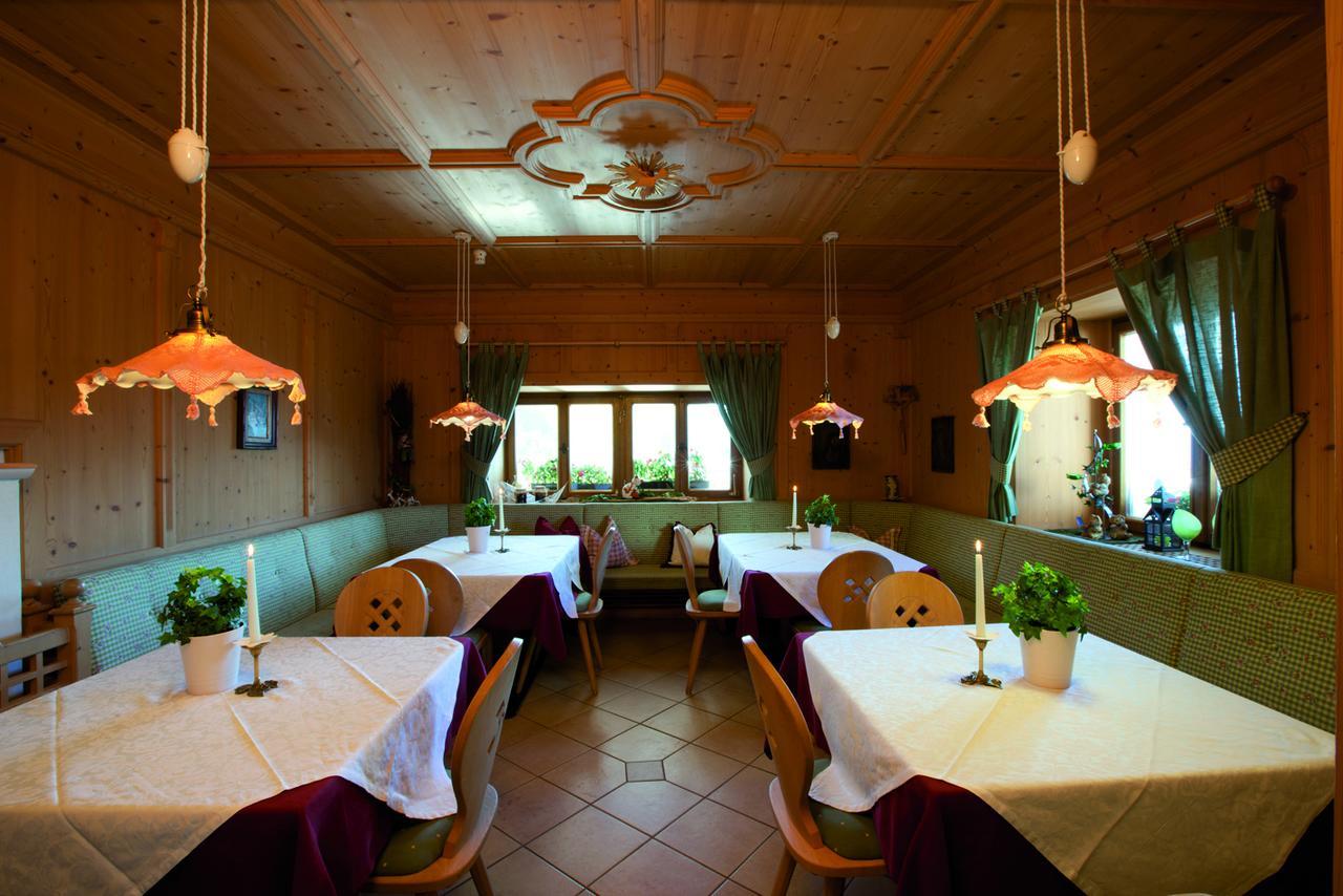 Hotel Amaten Brunico Kültér fotó