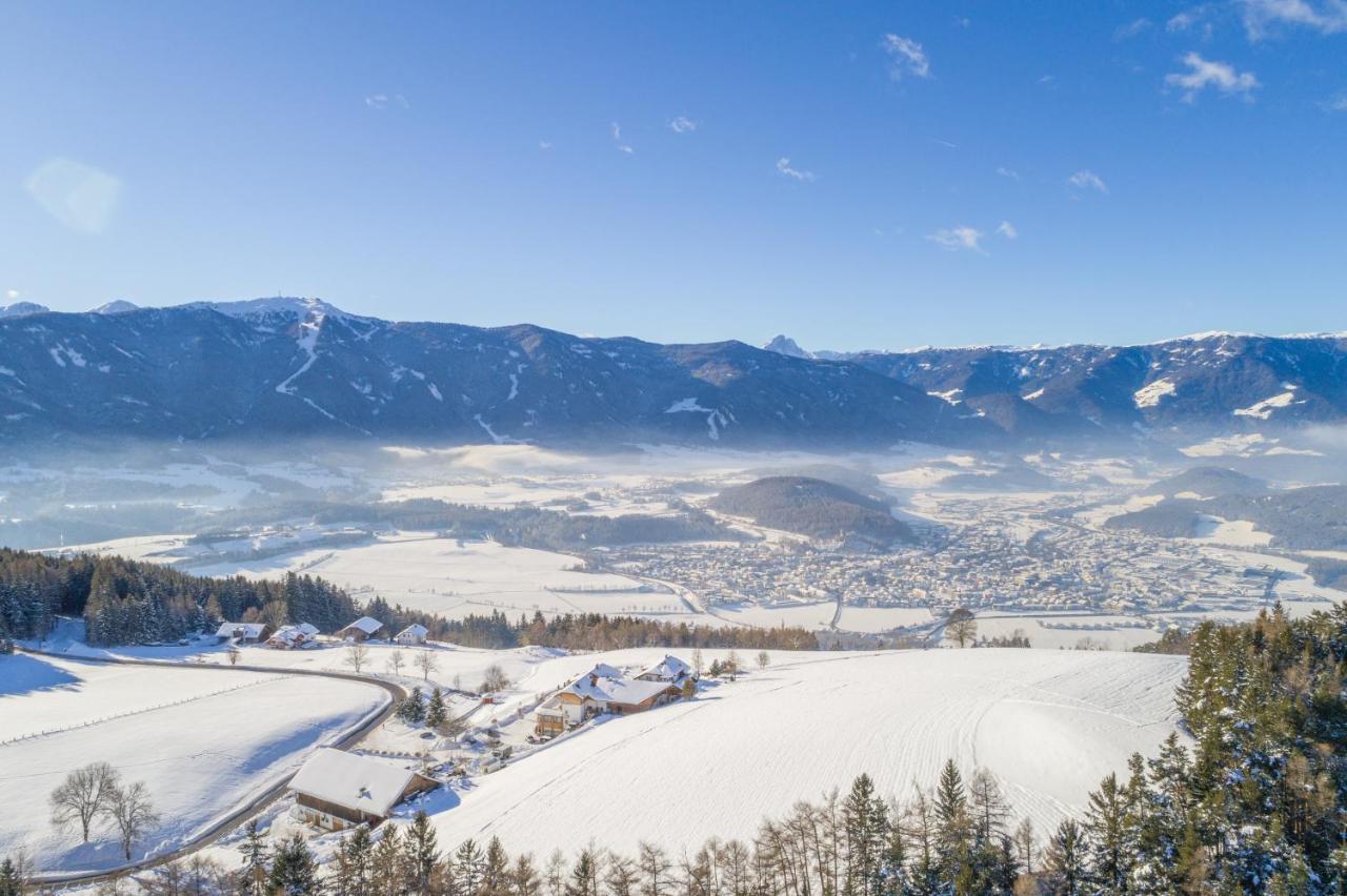 Hotel Amaten Brunico Kültér fotó